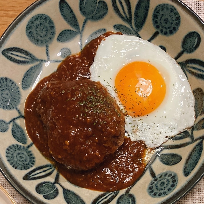 麹の力でふんわりジューシー！ハンバーグ